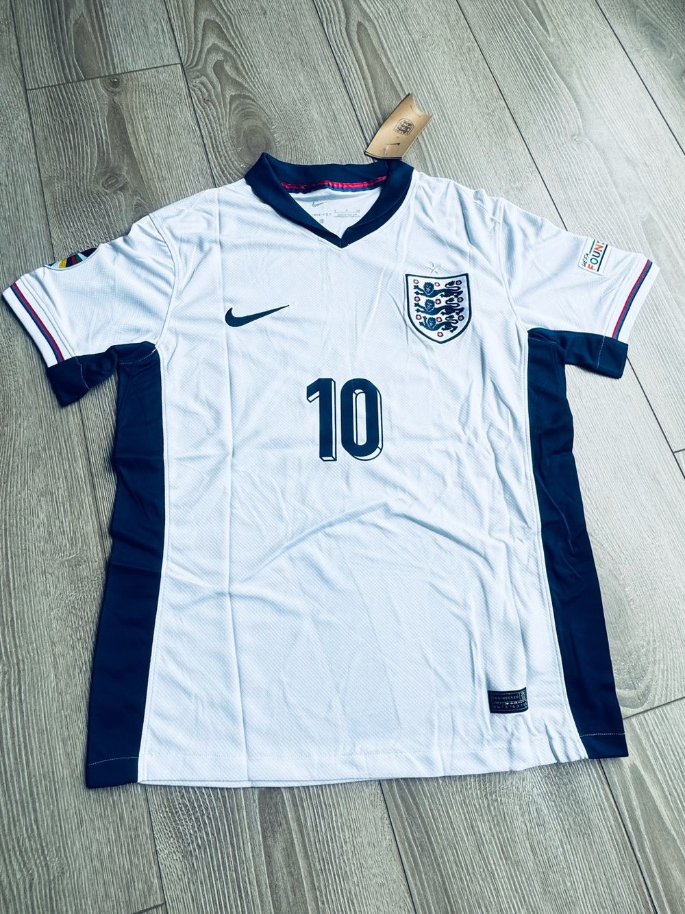 England Bellingham #10 Soccer Jersey White Adult Size L New With Tags